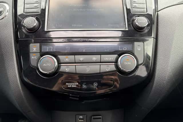 Nissan X-Trail (2017) thumbnail 22