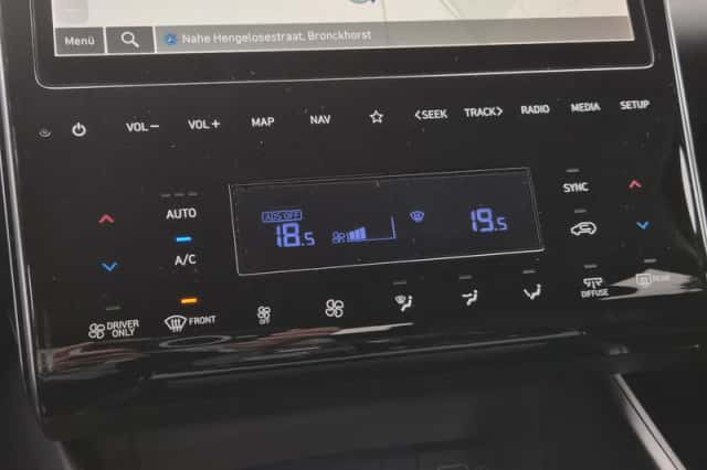 Hyundai Tucson (2022) thumbnail 25