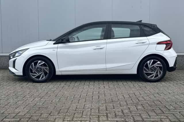 Hyundai i20 (2024) thumbnail 9