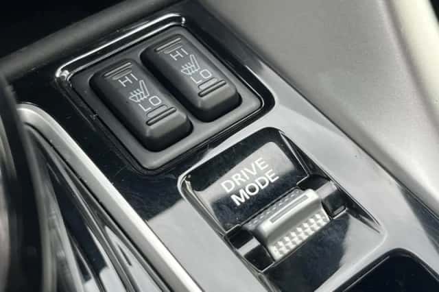 Mitsubishi Eclipse Cross (2025) thumbnail 32