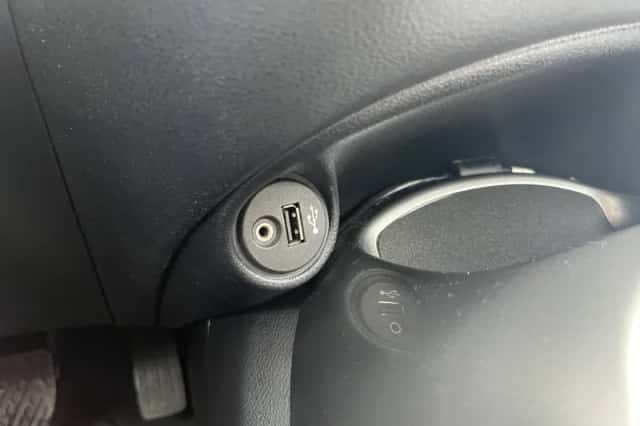 Nissan Juke (2011) thumbnail 28