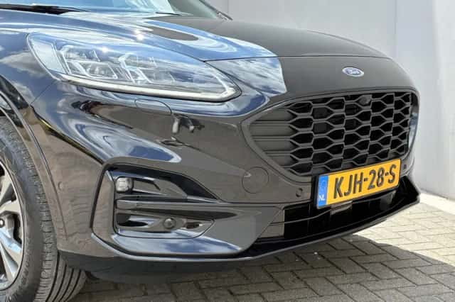 Ford Kuga (2023) thumbnail 20