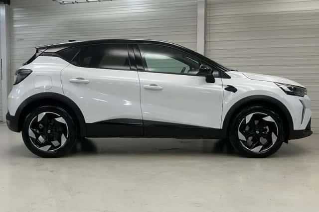Renault Captur (2024) thumbnail 18