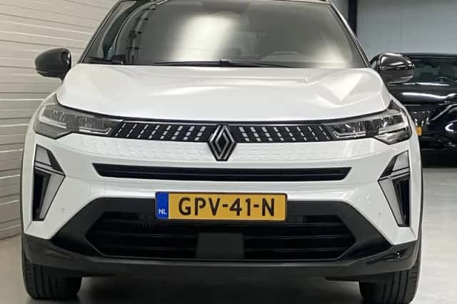 Renault Captur (2024) thumbnail 23