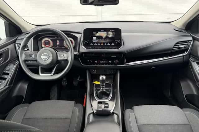 Nissan Qashqai (2021) thumbnail 2