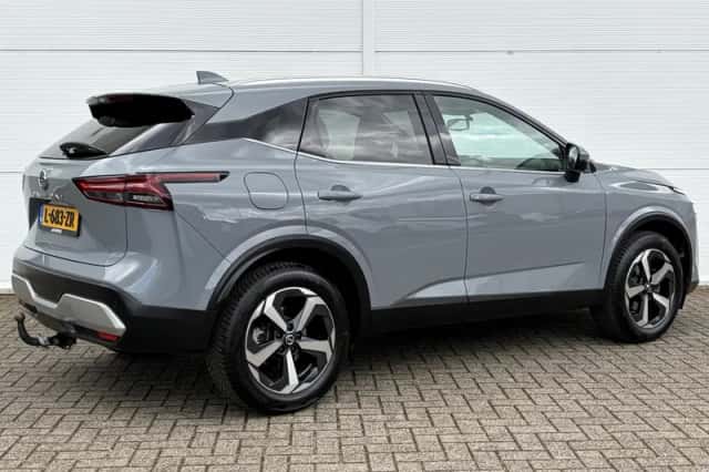 Nissan Qashqai (2021) thumbnail 3