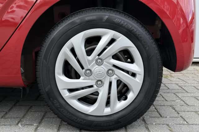 Hyundai i10 (2021) thumbnail 13