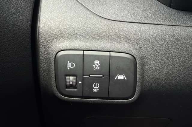 Hyundai i10 (2021) thumbnail 15