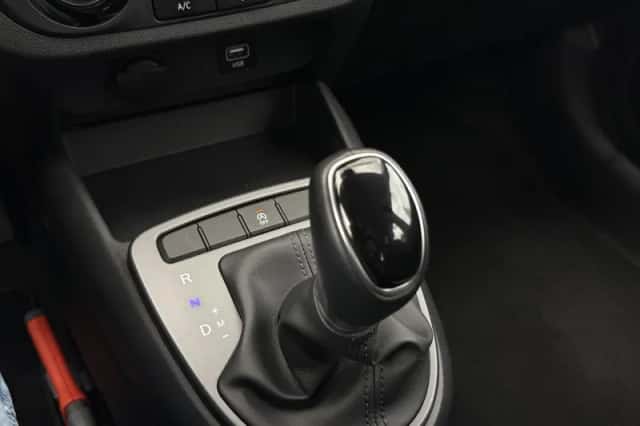 Hyundai i10 (2021) thumbnail 19