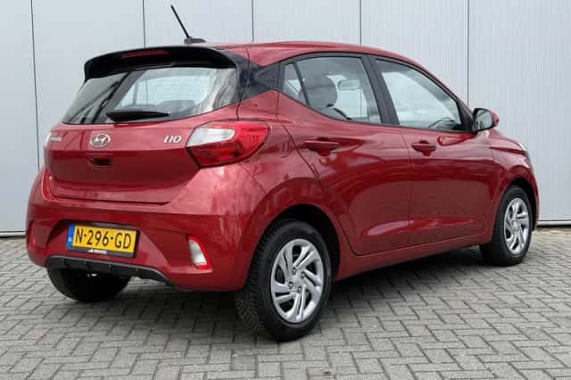 Hyundai i10 (2021) thumbnail 3