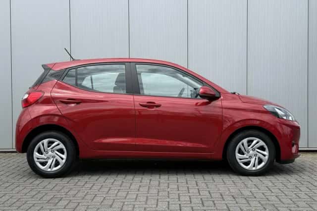 Hyundai i10 (2021) thumbnail 8