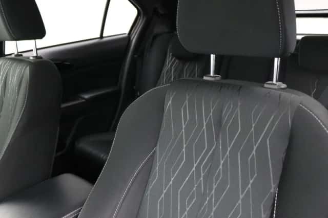 Mitsubishi Eclipse Cross (2019) thumbnail 15