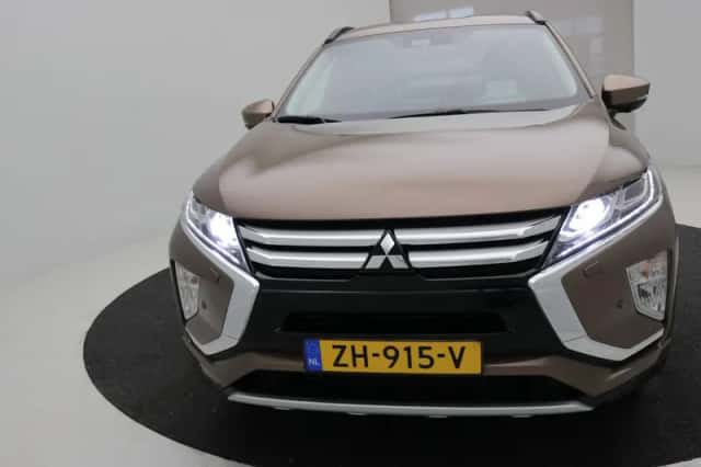 Mitsubishi Eclipse Cross (2019) thumbnail 42