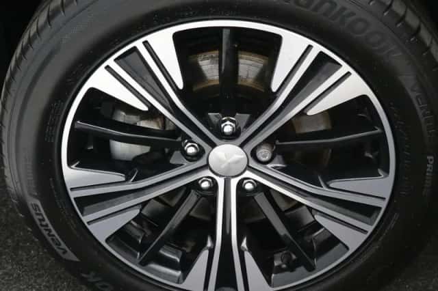 Mitsubishi Eclipse Cross (2019) thumbnail 8