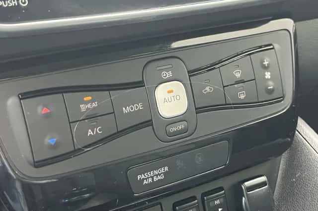 Nissan Leaf (2024) thumbnail 13
