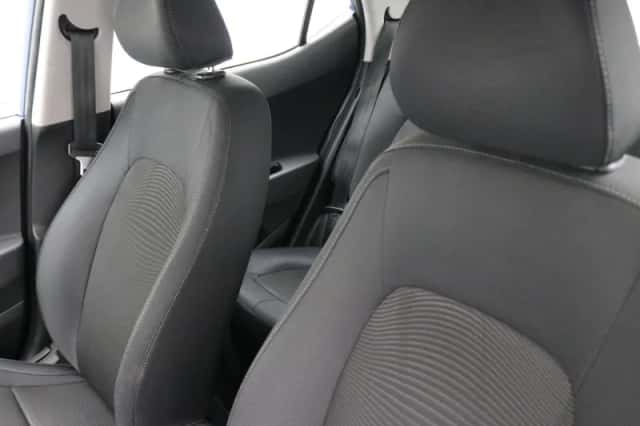 Hyundai i10 (2017) thumbnail 15