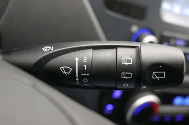 Hyundai i10 (2017) thumbnail 24