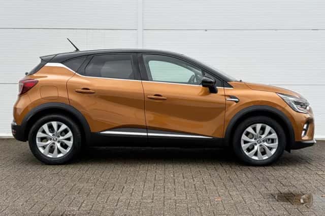 Renault Captur (2022) thumbnail 20