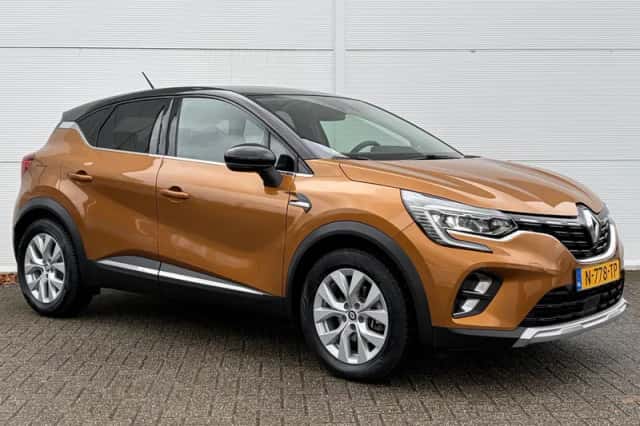 Renault Captur (2022) thumbnail 21