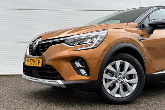 Renault Captur (2022) thumbnail 38