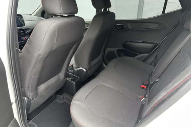 Hyundai i10 (2023) thumbnail 13