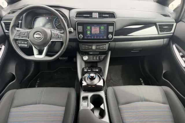 Nissan Leaf (2024) thumbnail 2