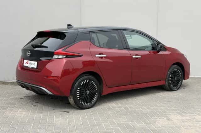 Nissan Leaf (2024) thumbnail 3