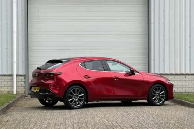 Mazda 3 (2023) thumbnail 3