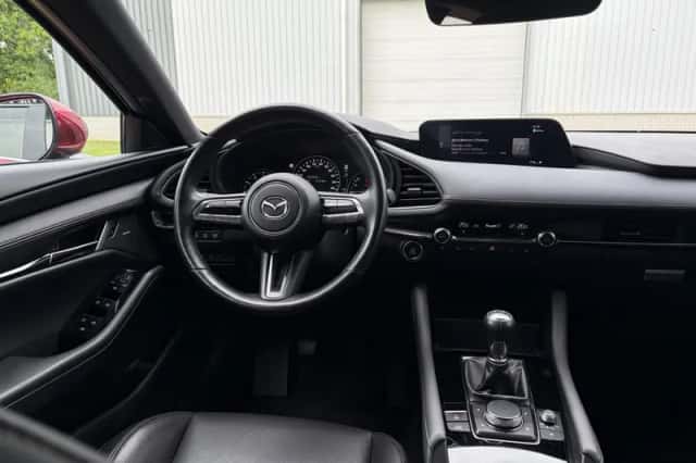 Mazda 3 (2023) thumbnail 22