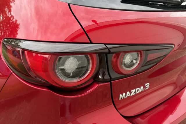 Mazda 3 (2023) thumbnail 36