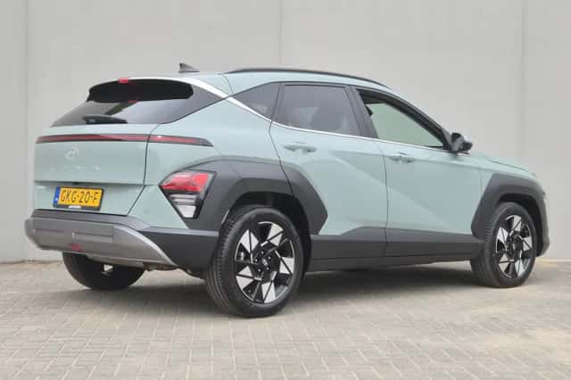 Hyundai Kona (2024) thumbnail 3