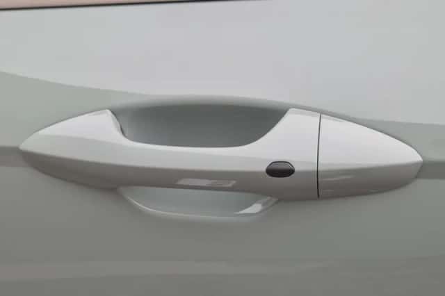 Hyundai Kona (2024) thumbnail 34