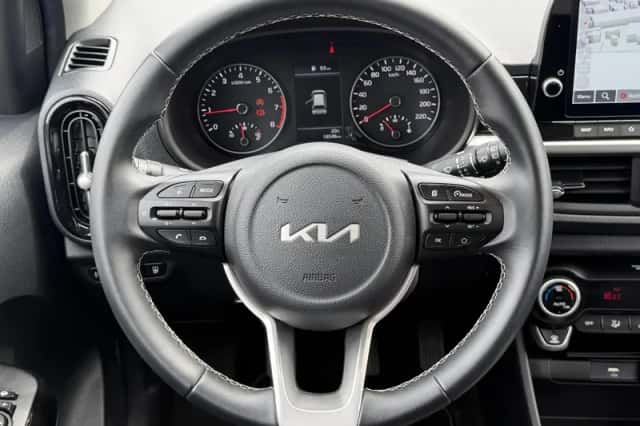 Kia Picanto (2022) thumbnail 16