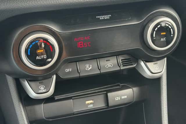 Kia Picanto (2022) thumbnail 24