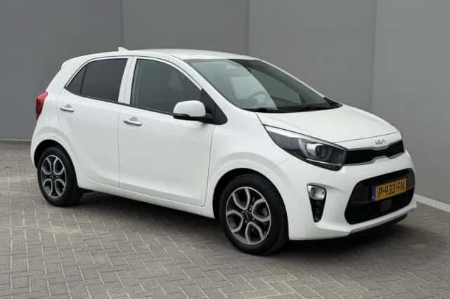 Kia Picanto (2022) thumbnail 33