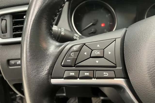 Nissan Qashqai (2018) thumbnail 18