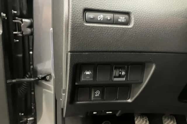 Nissan Qashqai (2018) thumbnail 22