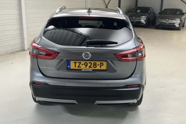 Nissan Qashqai (2018) thumbnail 5