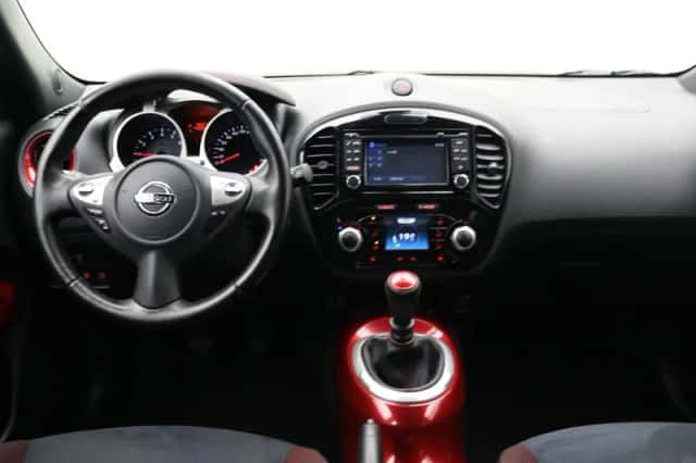 Nissan Juke (2016) thumbnail 2