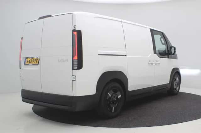 Kia PV5 (2026) thumbnail 3