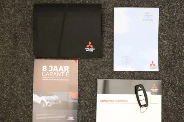 Mitsubishi Outlander (2026) thumbnail 4