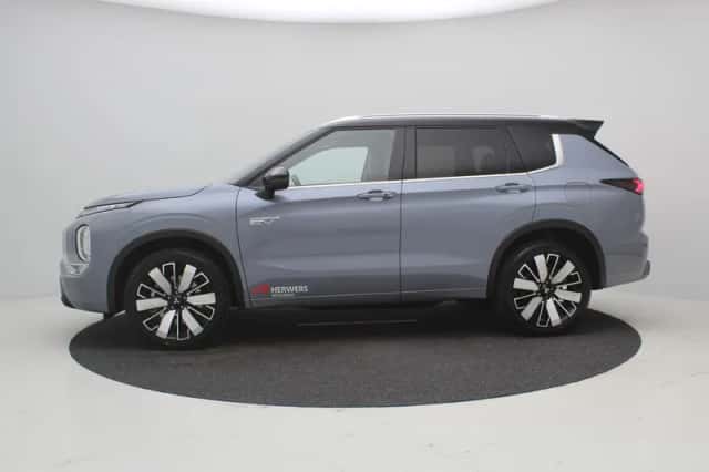 Mitsubishi Outlander (2026) thumbnail 6