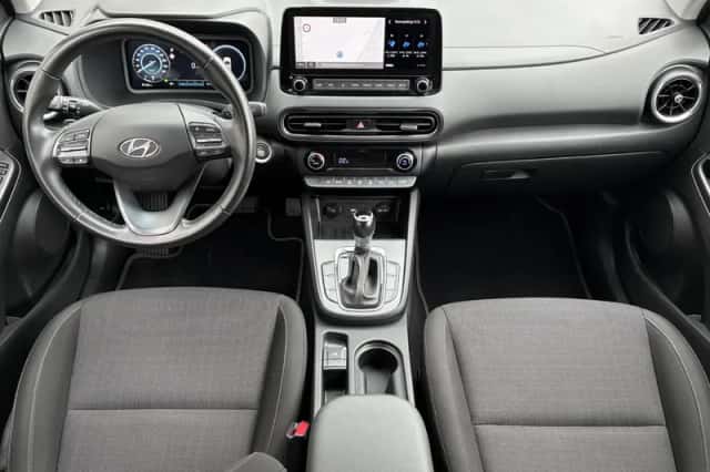 Hyundai Kona (2023) thumbnail 2