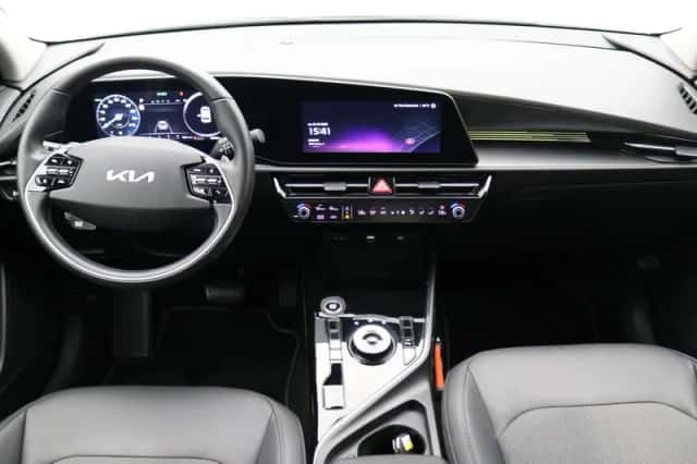 Kia Niro (2023) thumbnail 2