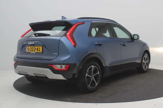 Kia Niro (2023) thumbnail 3