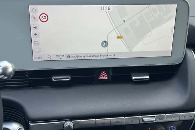 Hyundai Ioniq 5 (2023) thumbnail 5