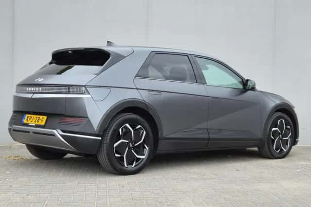 Hyundai Ioniq 5 (2023) thumbnail 3