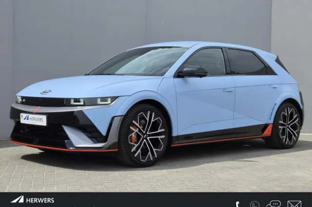 Hyundai Ioniq 5 (2025) thumbnail 1
