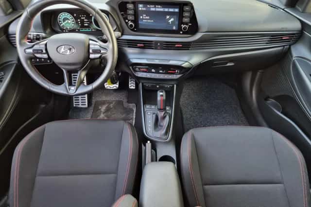 Hyundai i20 (2022) thumbnail 2