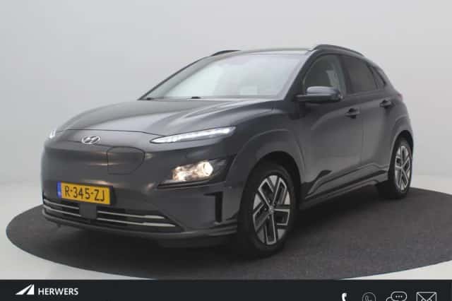 Hyundai Kona (2023) thumbnail 1